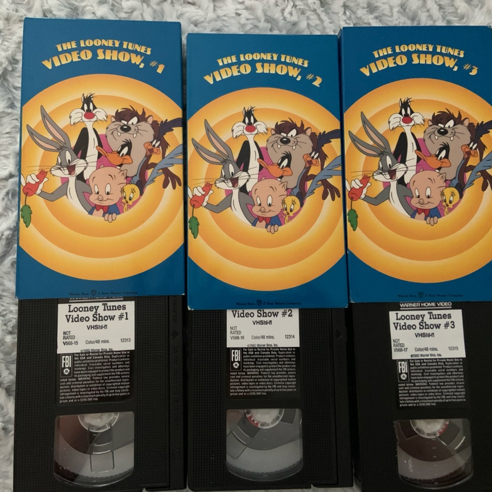 Vintage Warner Bros. Looney Tunes Video VHS Collection volumes 1-3